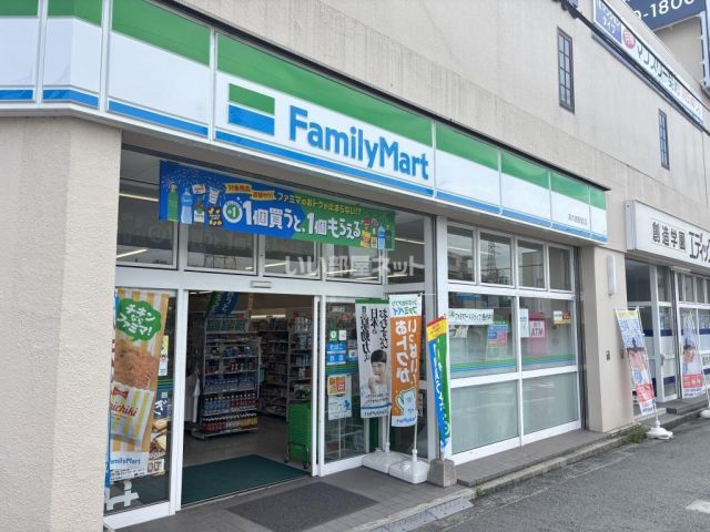 コンビニ　ファミリーマート 浜の宮駅前店（コンビニ）まで1160m