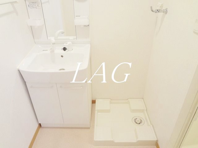洗面設備　洗面台です。