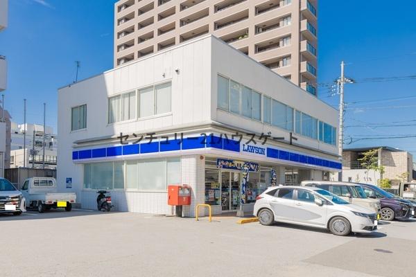 コンビニ　ローソン 宇都宮東宿郷4丁目店（コンビニ）まで244m