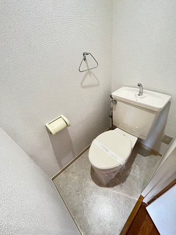 能登フラッツのトイレ写真