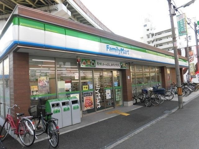 コンビニ　ファミリーマート背戸口五丁目店（コンビニ）まで451m