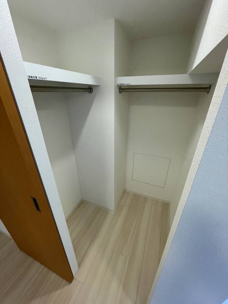 収納　ウォークインクロゼット