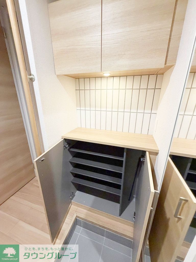 玄関　バルコニー