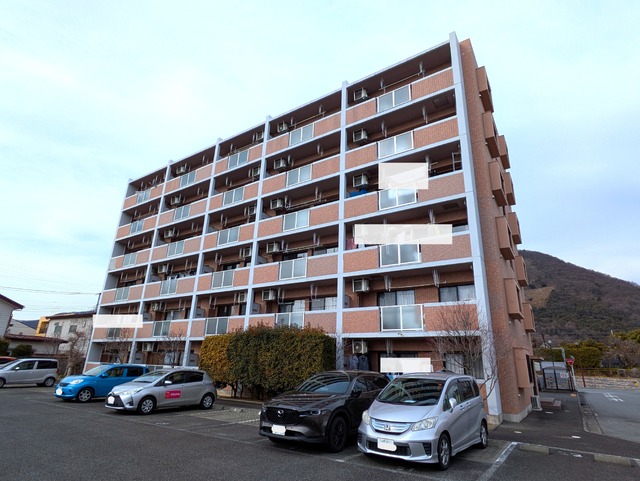 建物外観　☆６階建て　オートロック付きマンション！　入居者様にご利用い