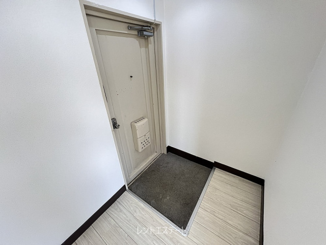 南住吉幸栄ビルの玄関写真
