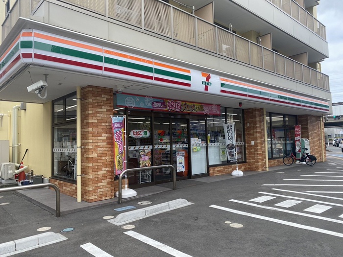 コンビニ　セブンイレブン仙台長町駅前店（コンビニ）まで160m