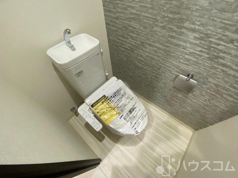 トイレ　冬場も安心の温水洗浄便座！