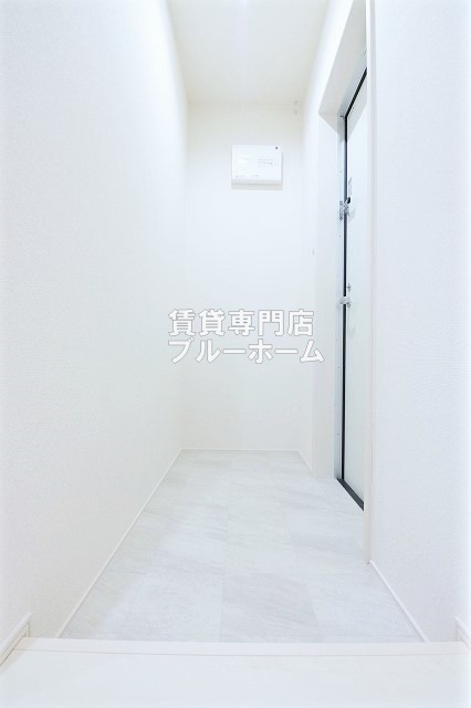 玄関　広々とした玄関です！