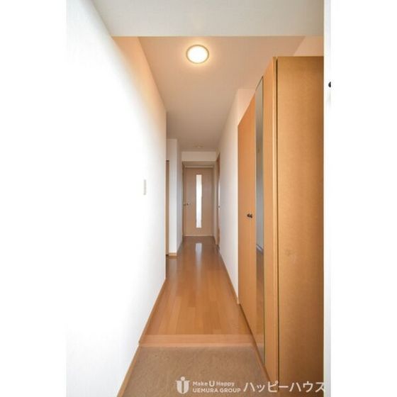 玄関　※別部屋写真。現況優先※
