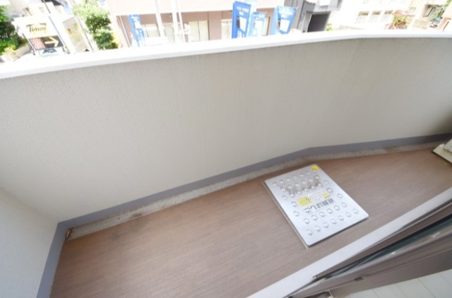 バルコニー　別部屋　参考写真です