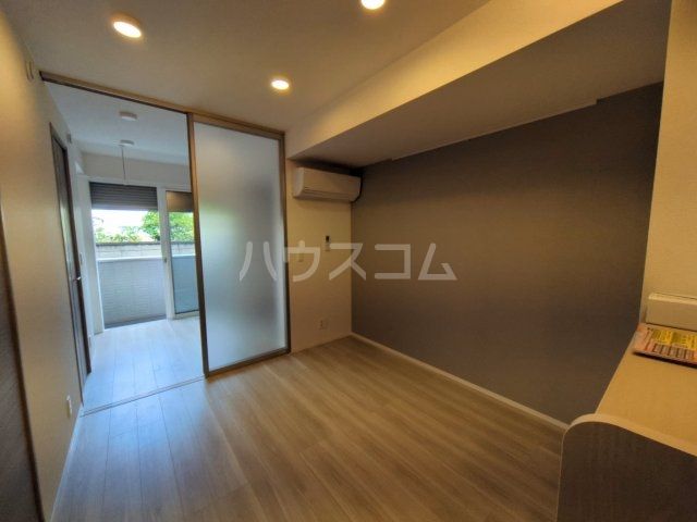セレスティア亀有の居間写真