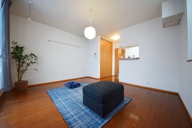 その他部屋・スペース　角部屋２面採光の明るい居室