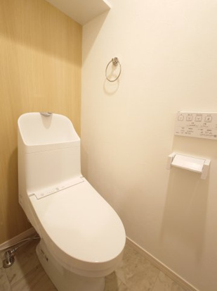 トイレ　トイレもきれいです