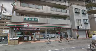 コンビニ　セブンイレブン 豊中服部豊町1丁目店（コンビニ）まで342m