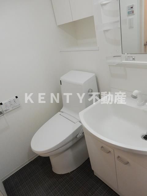 トイレ　シンプルで使いやすいトイレです