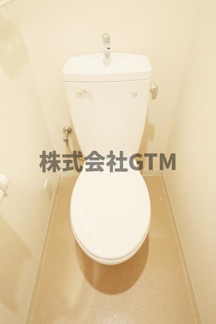 ＪＲ京浜東北線 大森駅 徒歩8分 9階建 築20年のトイレ写真