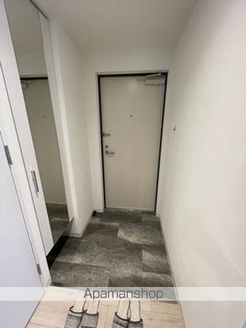 Fran北6条の玄関写真