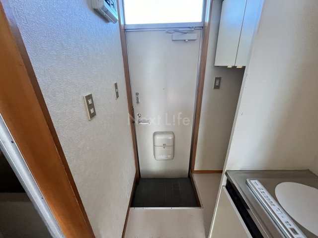 レジデンスエーティーティー立川の玄関写真