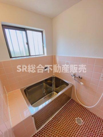 上四条町戸建ての風呂写真