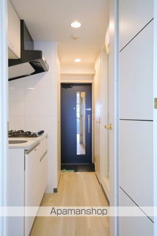 都営三田線 芝公園駅 徒歩7分 15階建 築21年の玄関写真