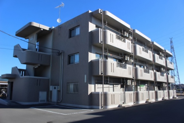 建物外観　地震に強く遮音性に優れたマンションです。
