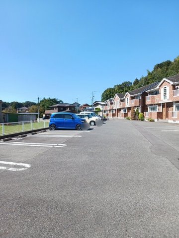 駐車場　駐車場完備です