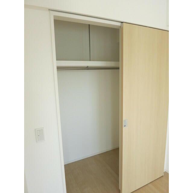 収納　ウォークインクローゼット