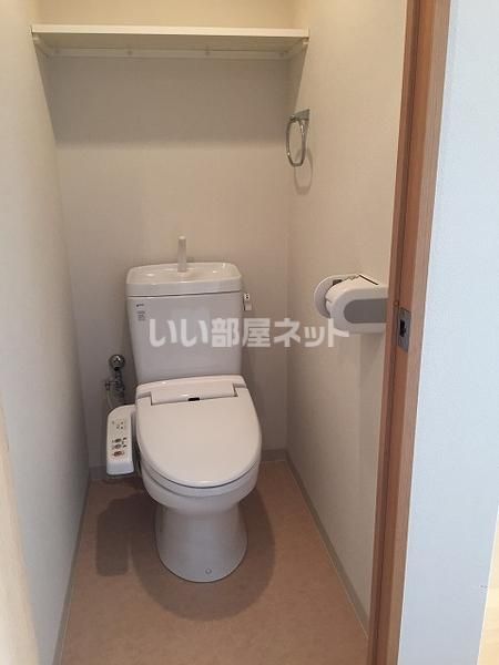 ＪＲ仙石線 榴ケ岡駅 徒歩5分 8階建 築20年のトイレ写真