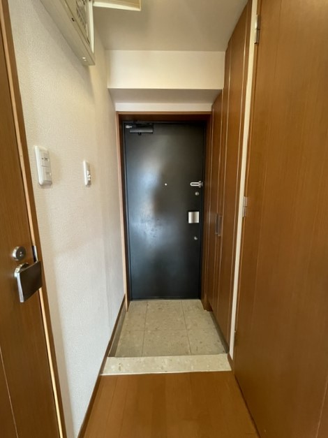 西武新宿線 本川越駅 徒歩6分 9階建 築19年の玄関写真