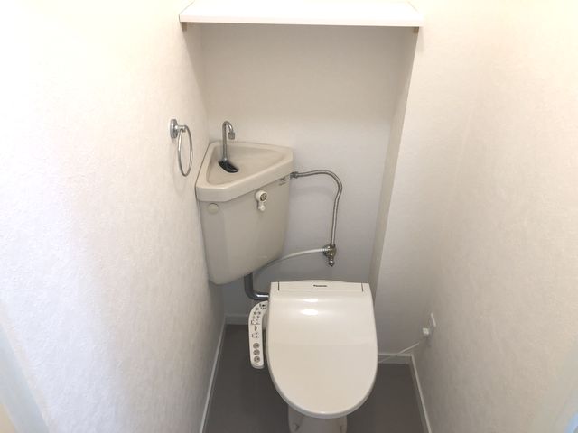 トイレ　温水洗浄トイレ