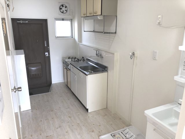 その他部屋・スペース　明るいキッチンスペース