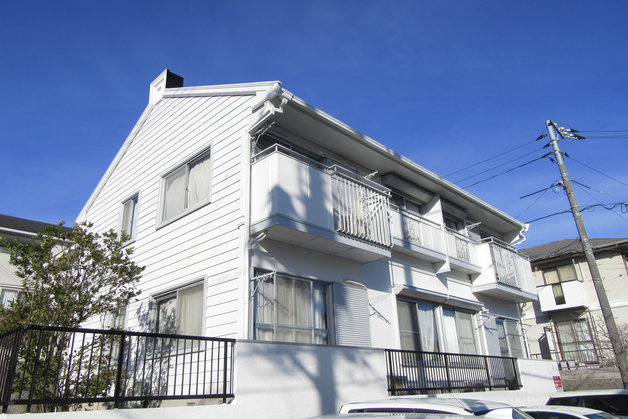 建物外観　広めのお部屋をお探しの、単身者の方にもおススメ☆