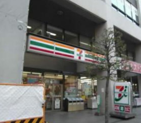 コンビニ　セブンイレブン横浜鶴屋町2丁目店（コンビニ）まで250m