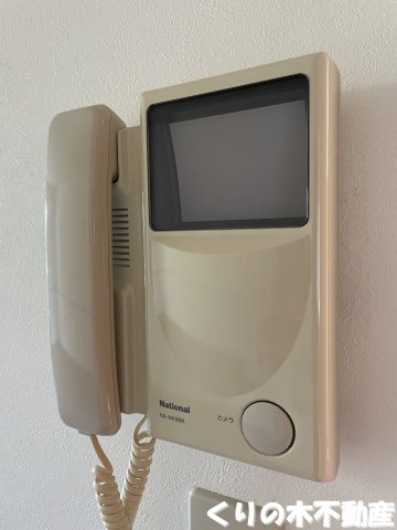 セキュリティ　モニター付きインターホン完備