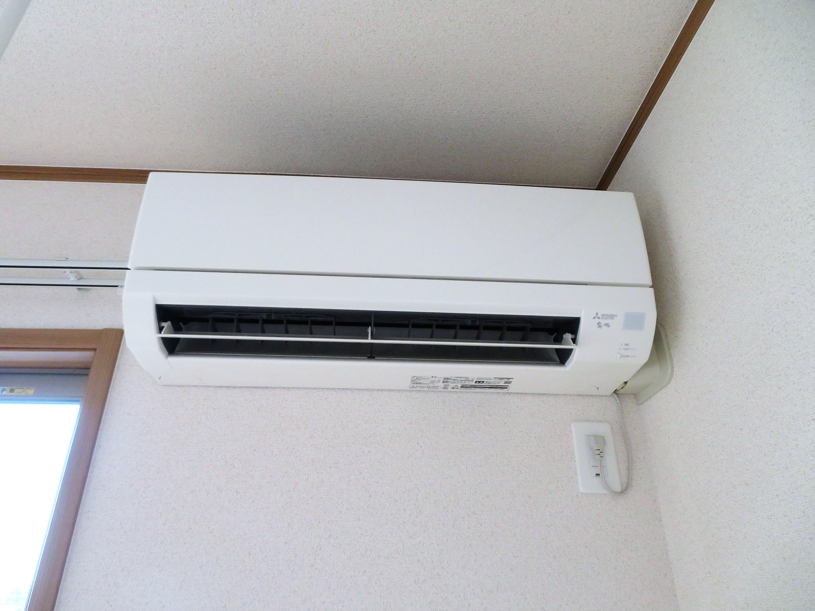 その他　エアコン２基付きです！