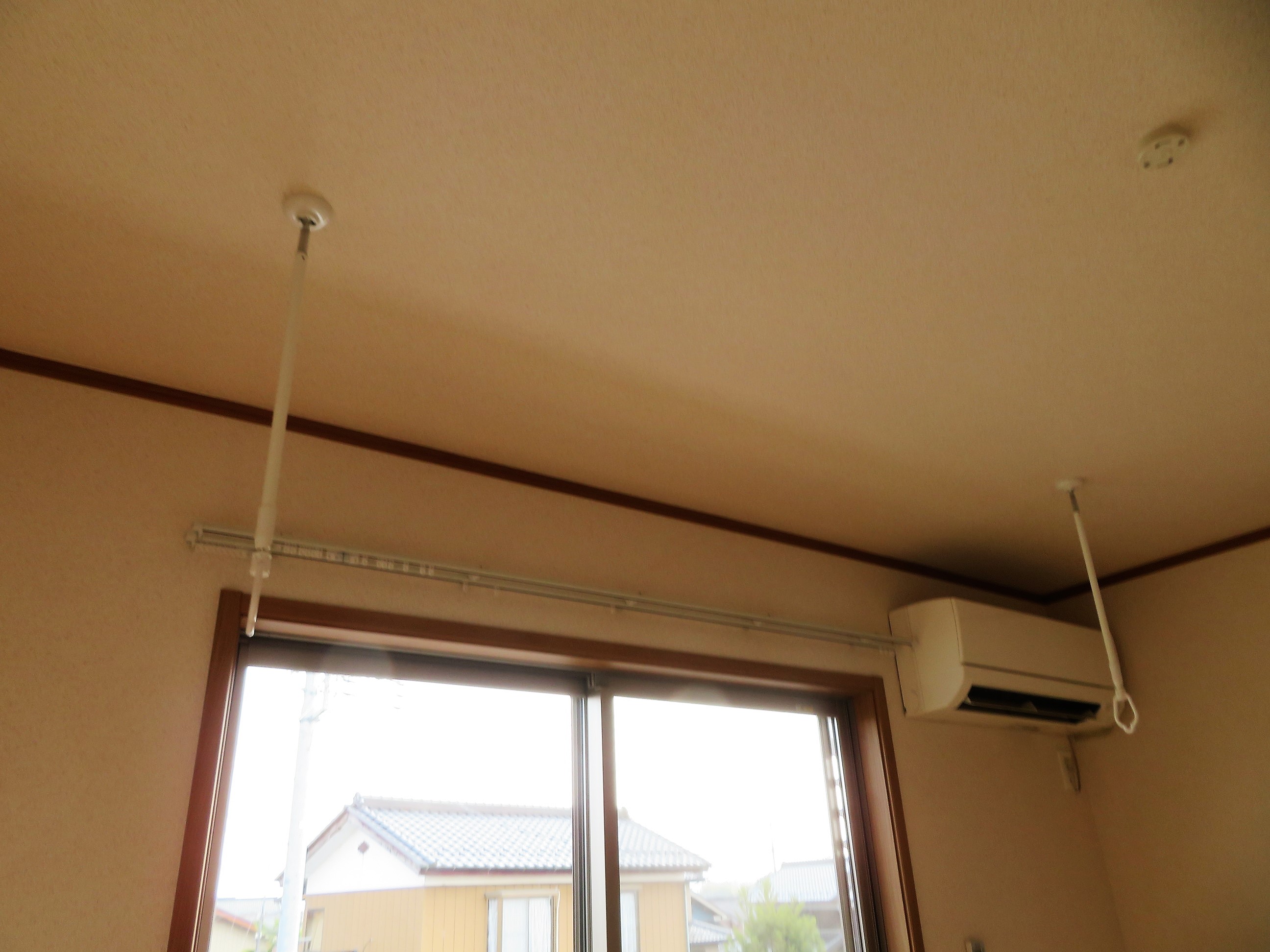 その他設備　室内物干しで雨の日も安心です！