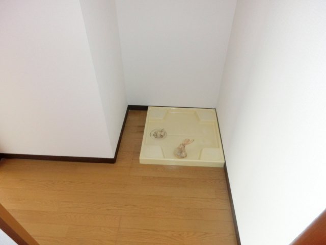 洗面設備　室内洗濯機置場あり