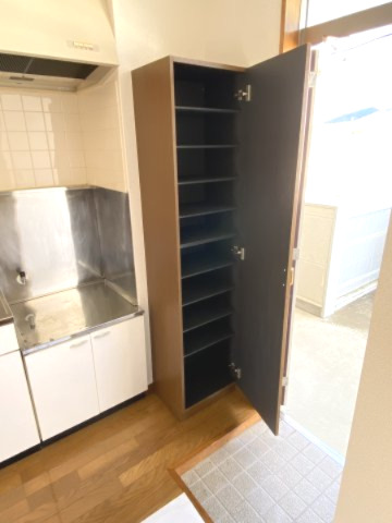 収納　シューズBOX