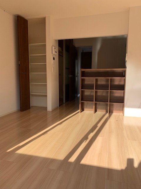 居室・リビング　南向きの明るいお部屋