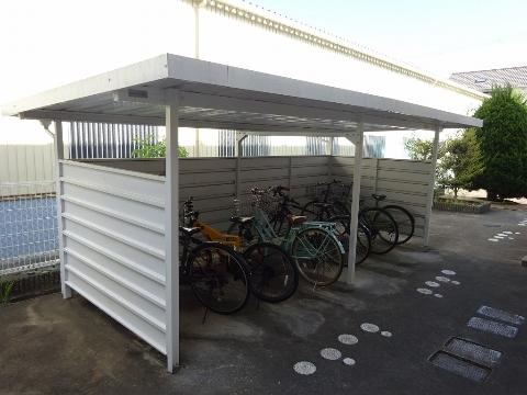 ラフィーネ　その他共有部分　駐輪場