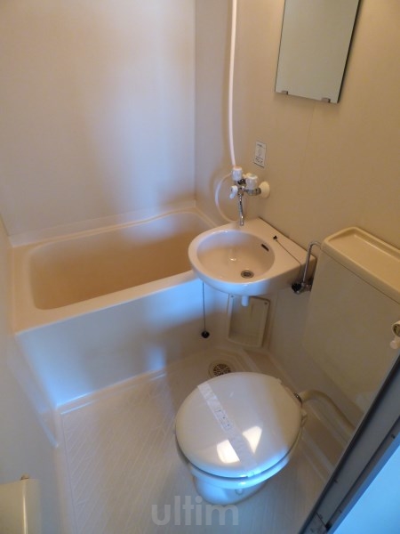 バス・シャワールーム　※他のお部屋です、ご参考までに