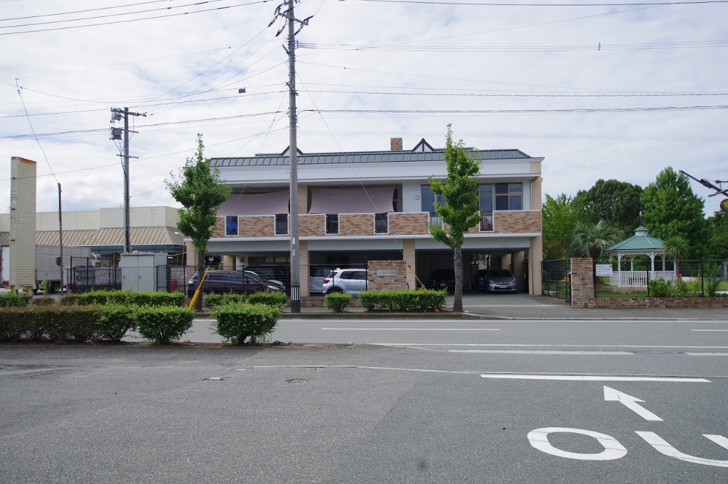 ヴィラ・サクラIIの幼稚園・保育園