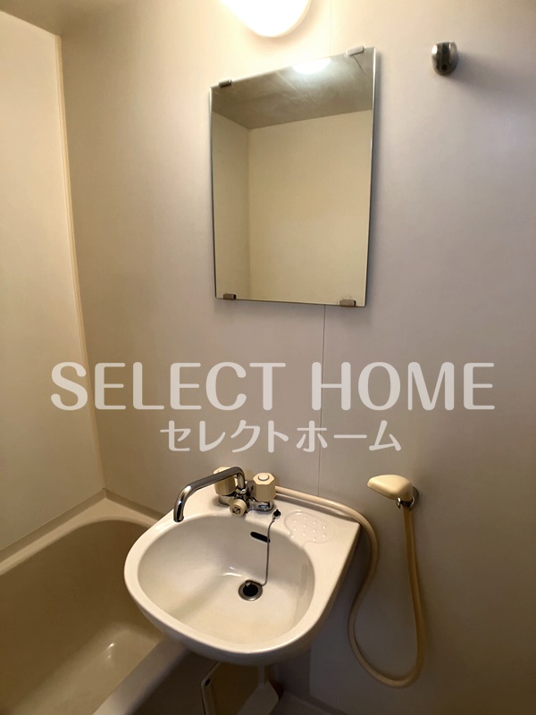 洗面設備　洗面所です