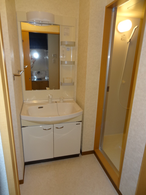 洗面設備　独立洗面化粧台