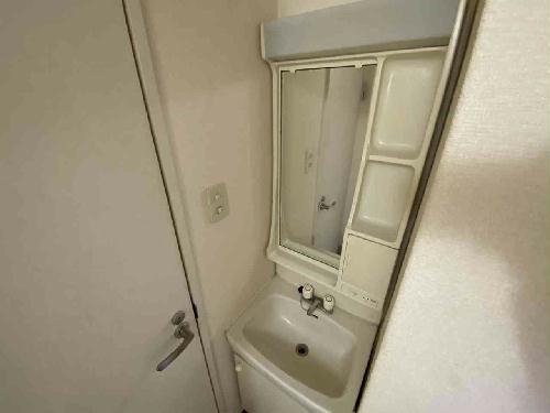 洗面設備　設備・仕様は号室により異なる為、現況を優先致します。