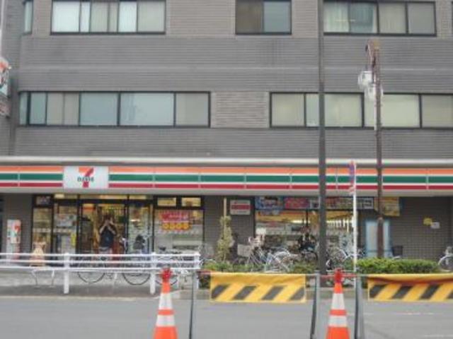 コンビニ　セブンイレブン大田区蒲田3丁目店（コンビニ）まで45m