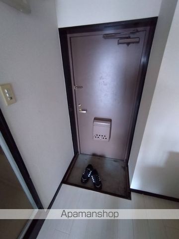 オクトワール宮崎西の玄関写真