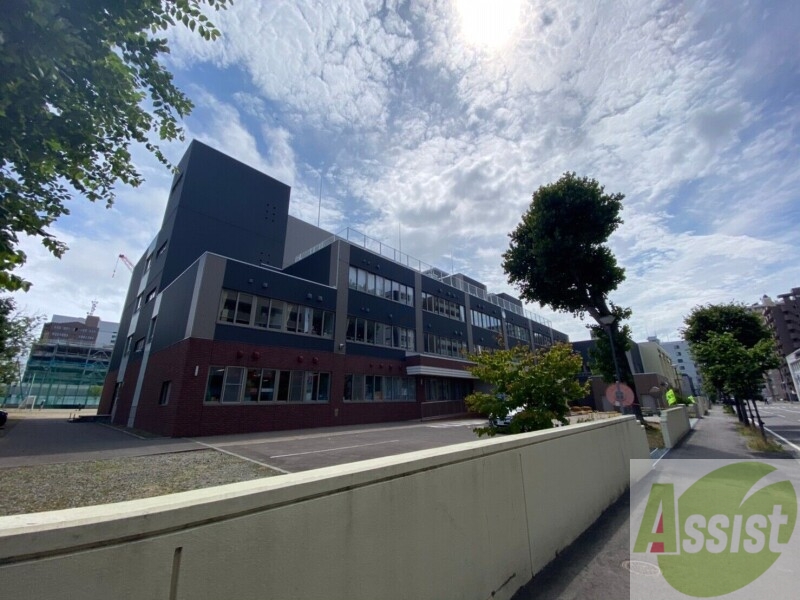 小学校　札幌市立北九条小学校（小学校）まで825m