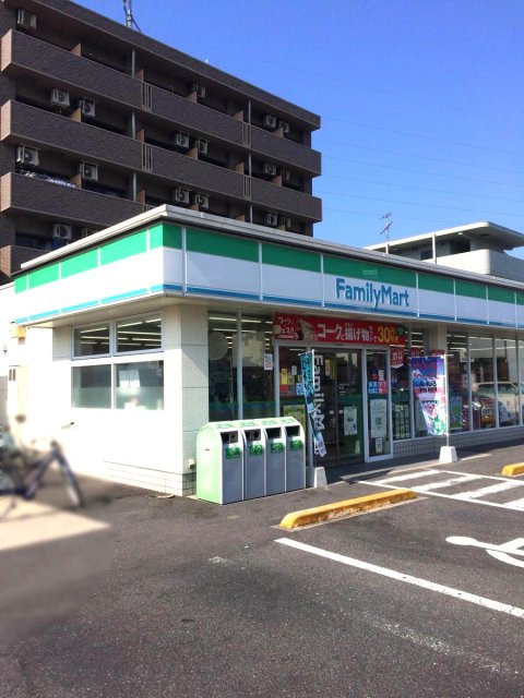 【松江市西川津町のアパートのコンビニ】