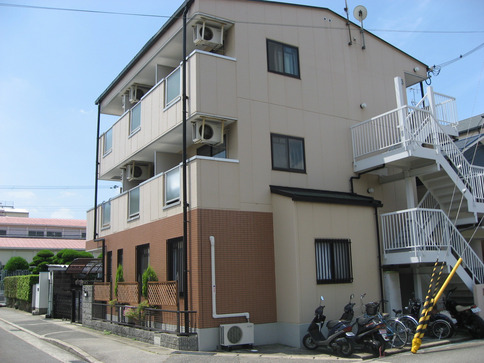 建物外観　閑静な住宅街です